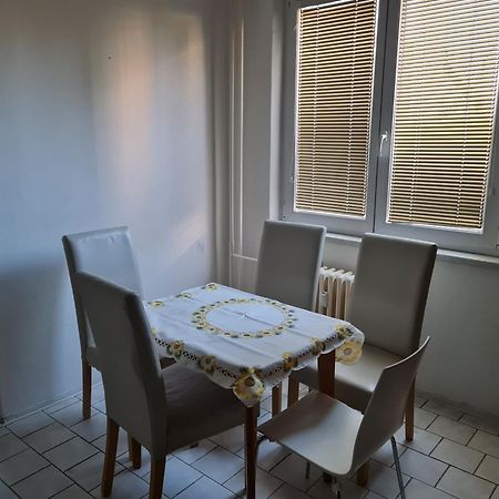 Modern Urban Loft Apartment Opava Ngoại thất bức ảnh